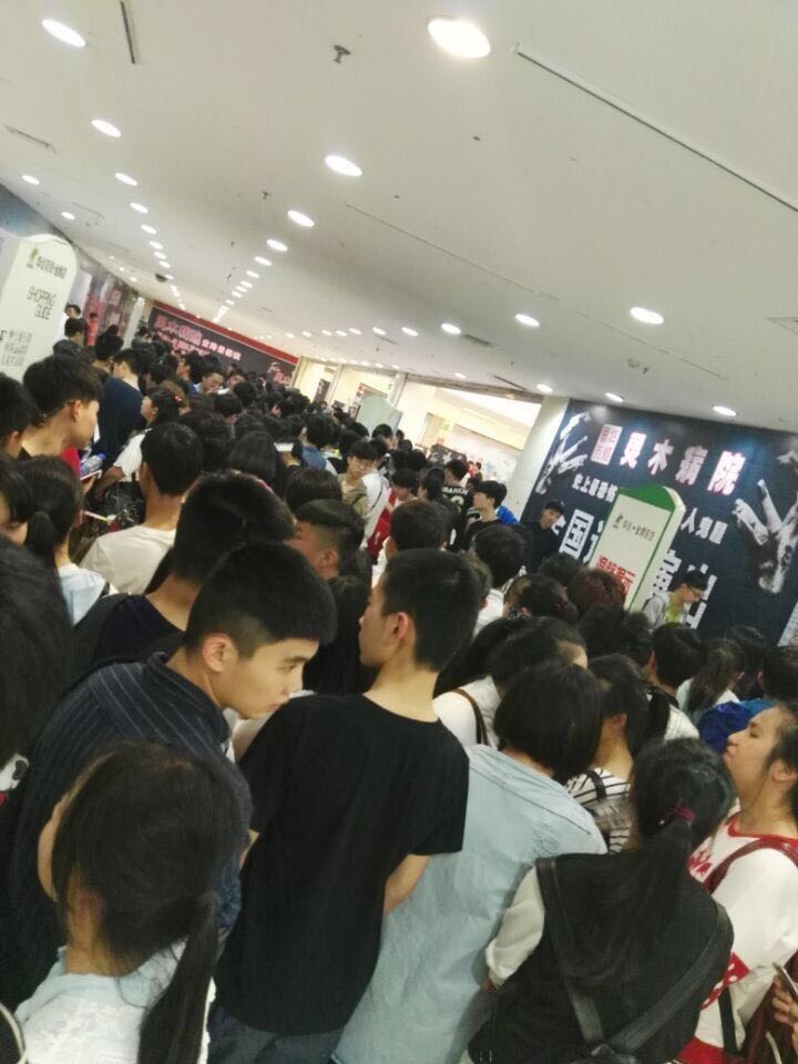 久久精品国产亚洲āv电影