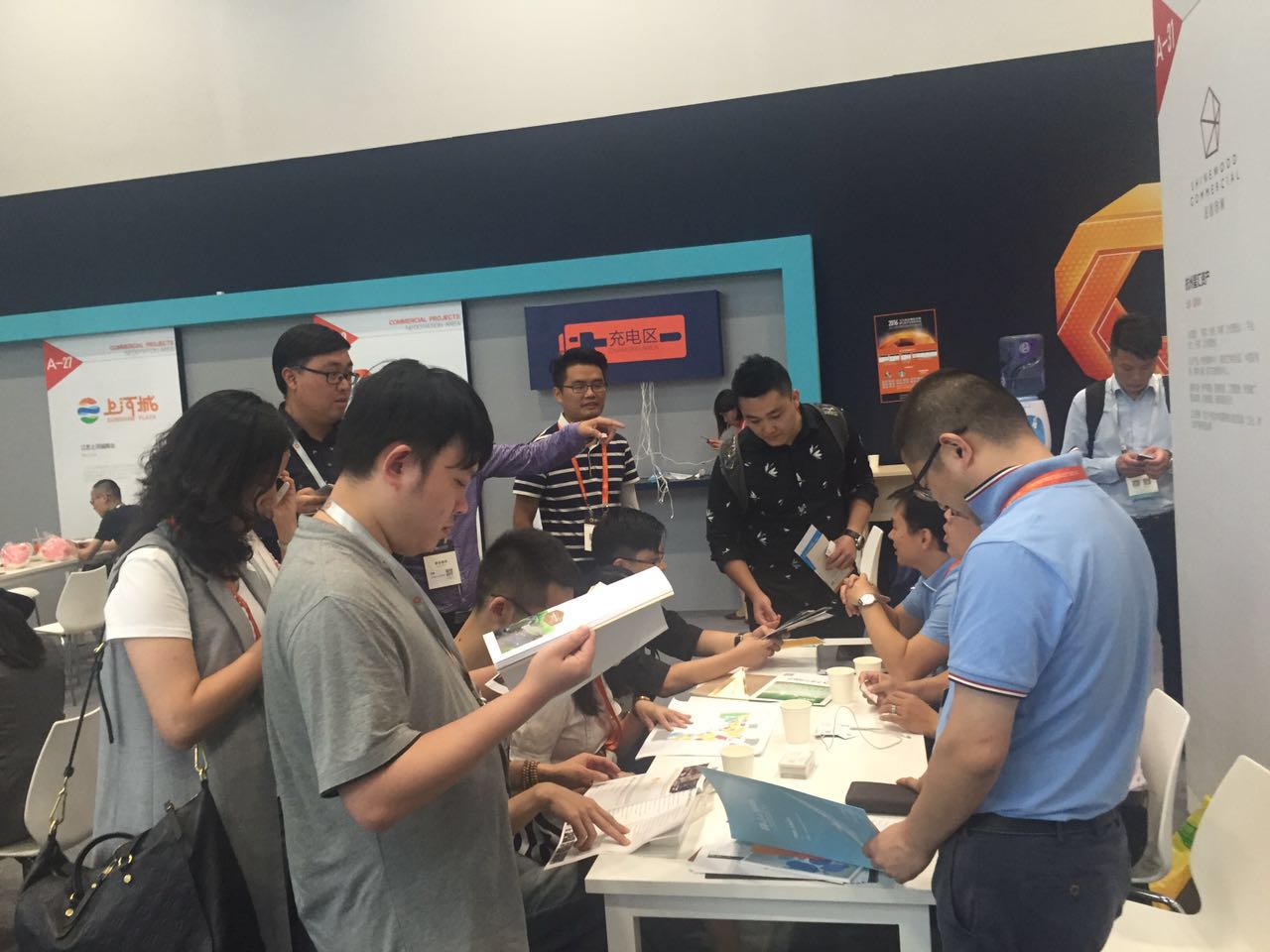 久久精品国产亚洲āv电影