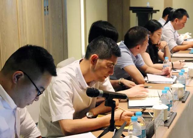 久久精品国产亚洲āv电影