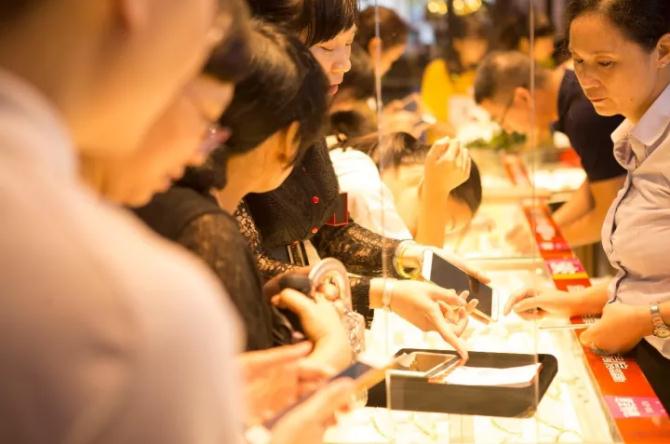 久久精品国产亚洲āv电影