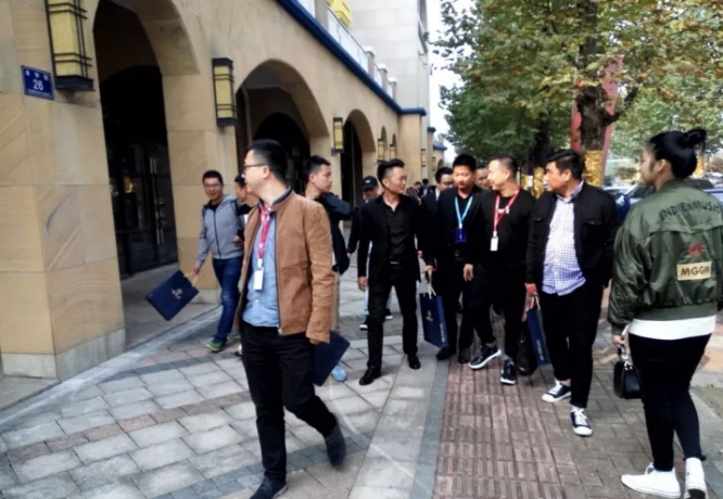 久久精品国产亚洲āv电影