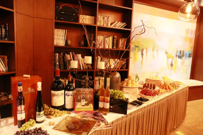 久久精品国产亚洲āv电影