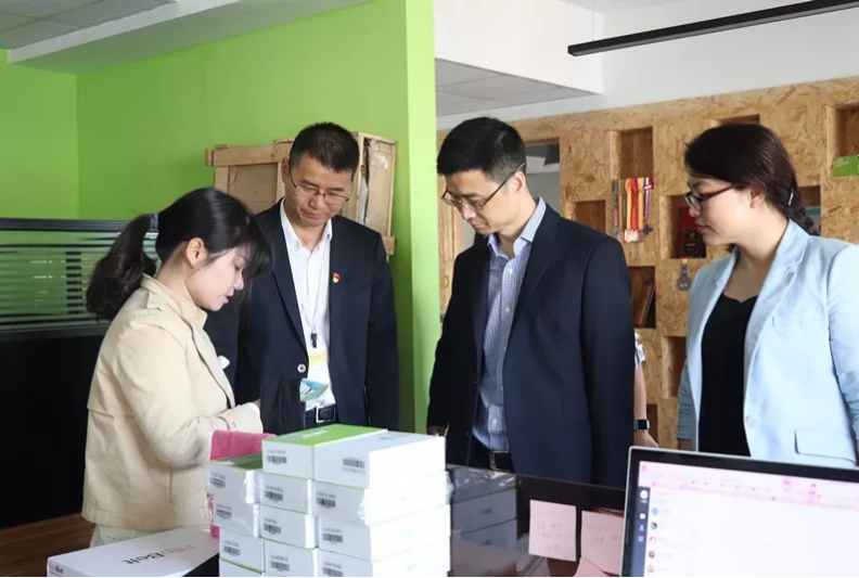久久精品国产亚洲āv电影
