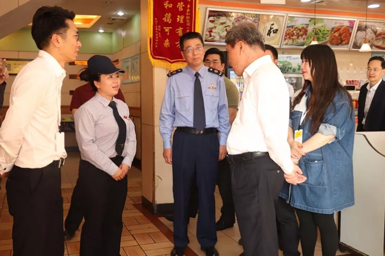 久久精品国产亚洲āv电影