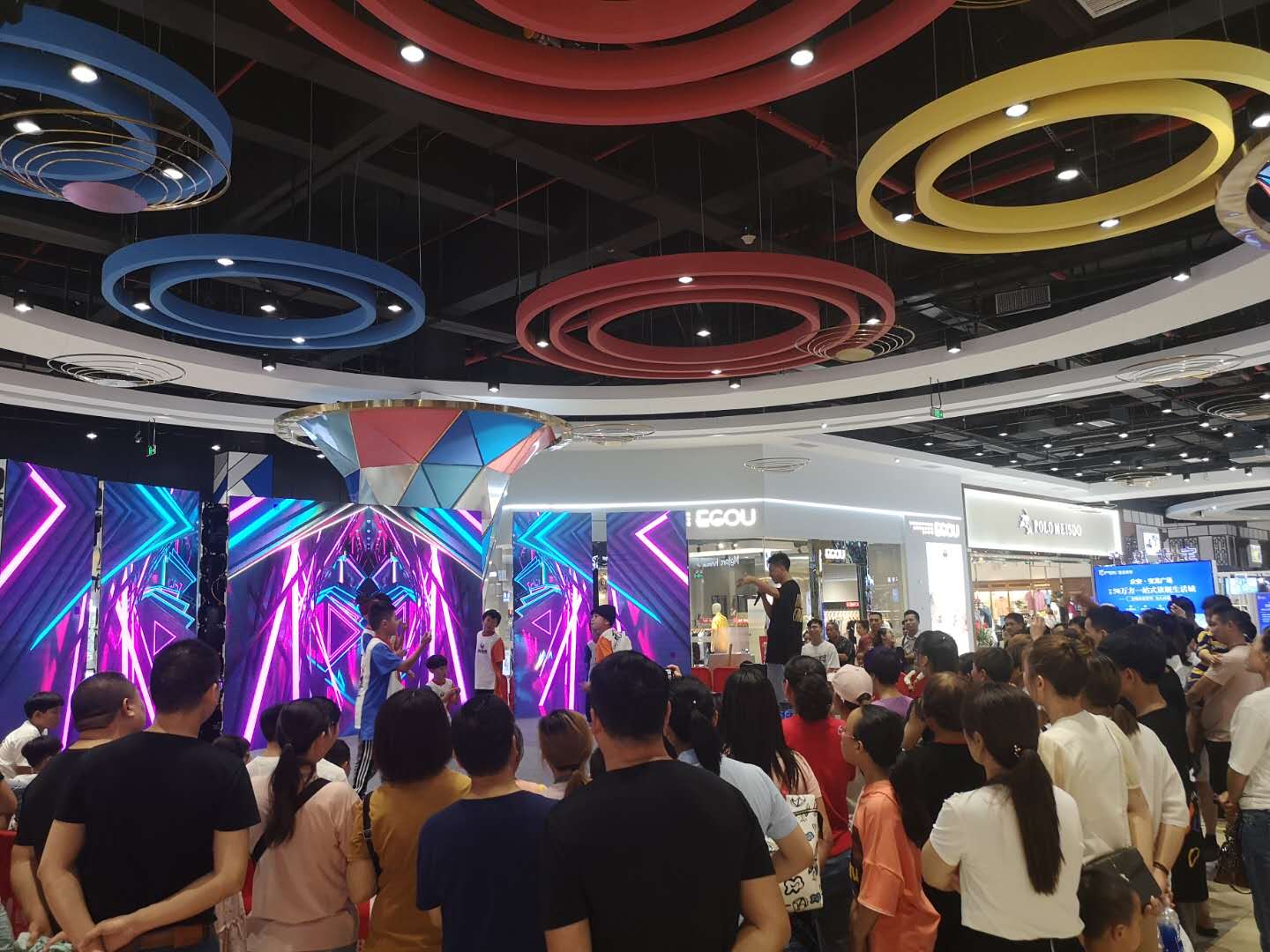 久久精品国产亚洲āv电影