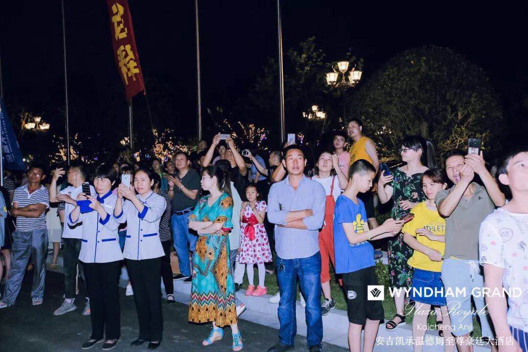 久久精品国产亚洲āv电影