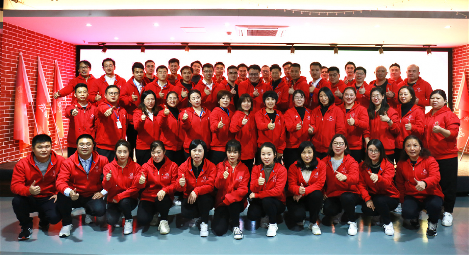 久久精品国产亚洲āv电影