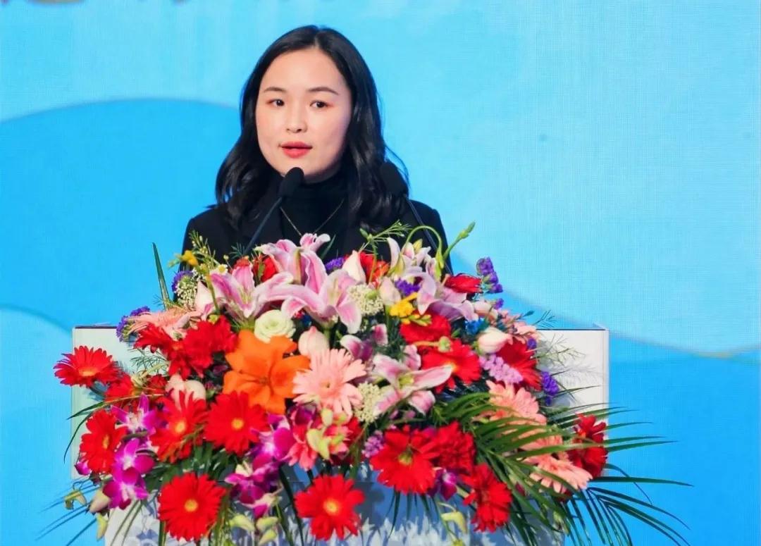 久久精品国产亚洲āv电影